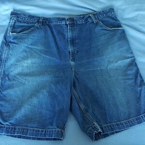 Like New Size 44 Men's Old Navy Blue Jean Short